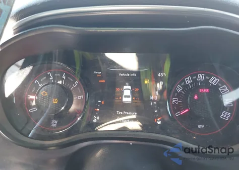 2018 Dodge Challenger Sxt Plus z USA, uszkodzony, nr VIN 2C3CDZAGXJH333048